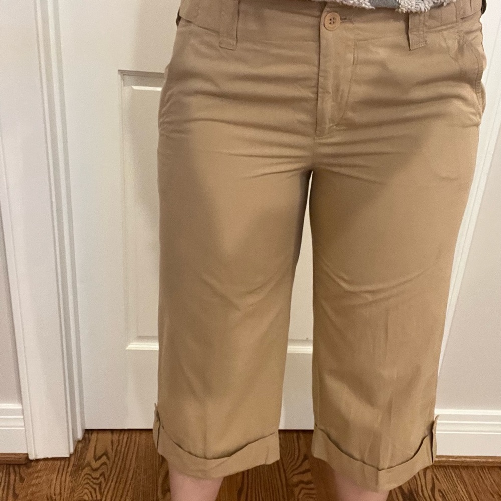 Vince size 10, Khaki light weight cotton pants